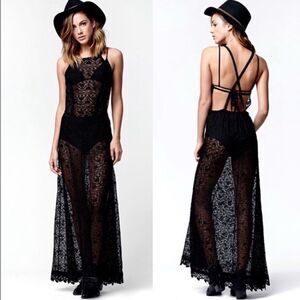 Kendall & kylie black lace maxi dress
